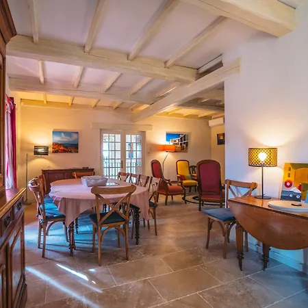 Magnifique Provencale Avec Piscine Et Jardin *