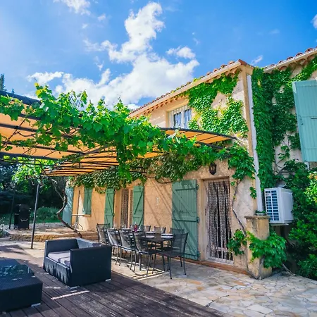 Magnifique Provencale Avec Piscine Et Jardin וילה *