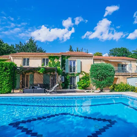 Magnifique Provencale Avec Piscine Et Jardin