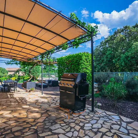 Magnifique Provencale Avec Piscine Et Jardin * Pouzilhac