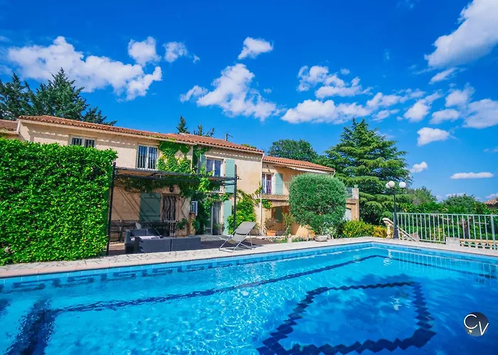 Magnifique Provencale Avec Piscine Et Jardin *