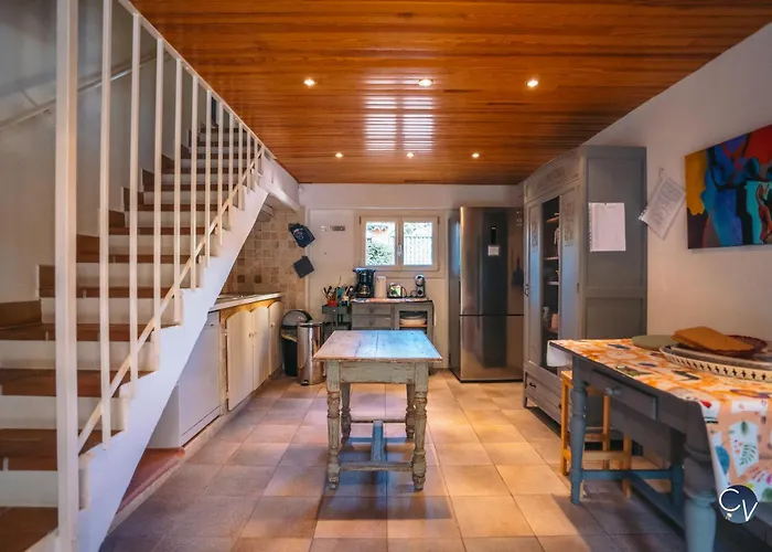 Magnifique Provencale Avec Piscine Et Jardin *