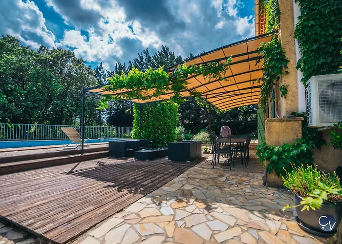 Magnifique Provencale Avec Piscine Et Jardin Villa Pouzilhac