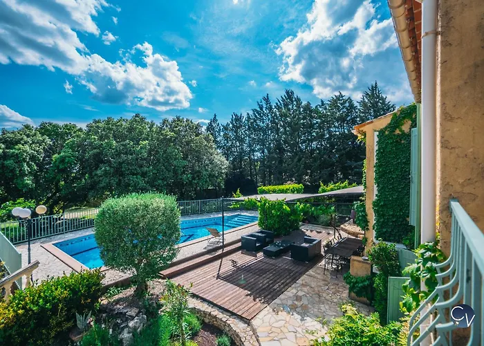 Magnifique Provencale Avec Piscine Et Jardin