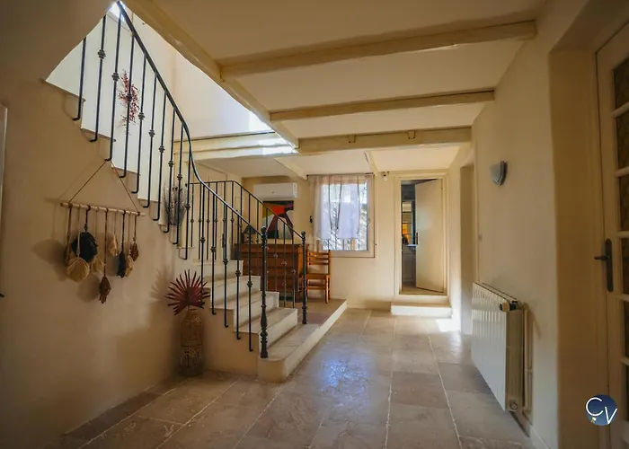 Magnifique Provencale Avec Piscine Et Jardin Villa Pouzilhac