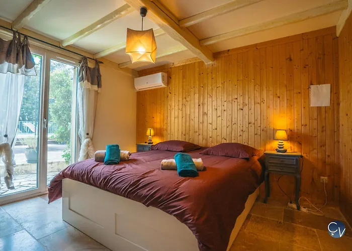 Villa Magnifique Provencale Avec Piscine Et Jardin Pouzilhac