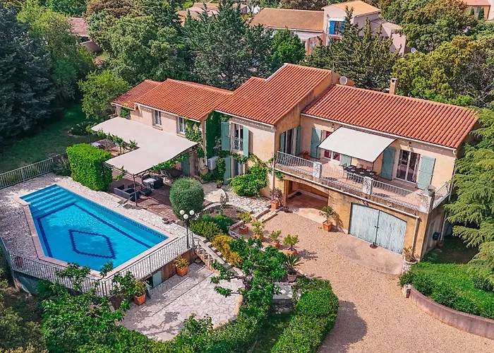 Magnifique Provencale Avec Piscine Et Jardin Villa Pouzilhac
